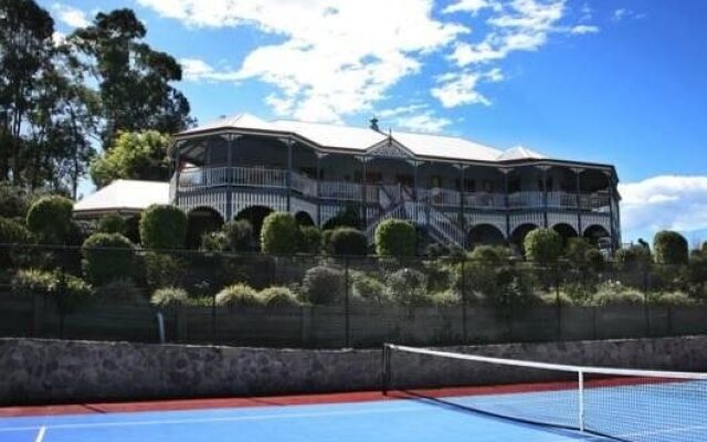 Jacaranda Creek Farmstay and Bed and Breakfast