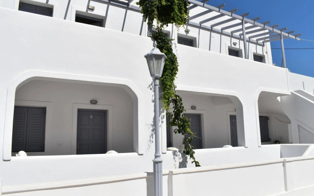 Zacharakis Studios