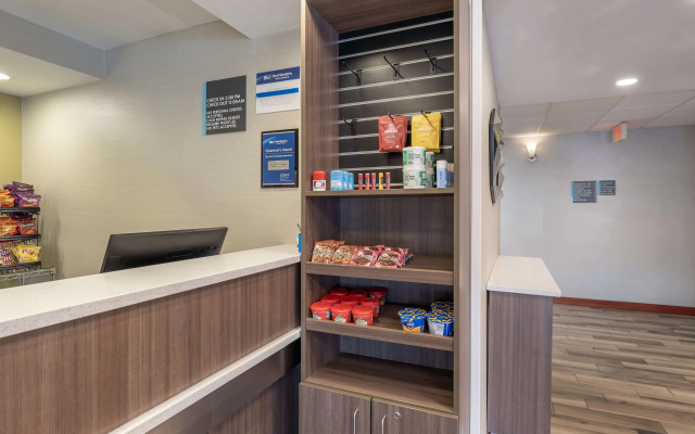 Best Western St. Clairsville Inn & Suites