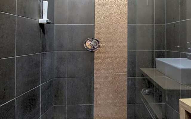 E14 Design Hostel