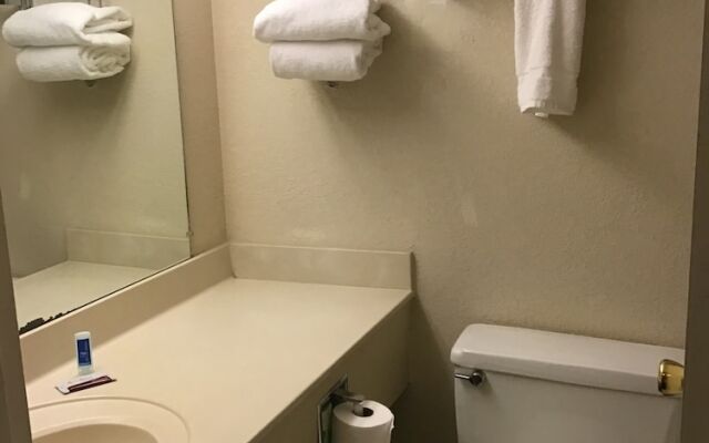 Rodeway Inn