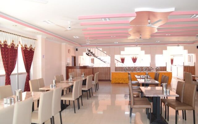 KSTDC Hotel Mayura Chalukya Badami