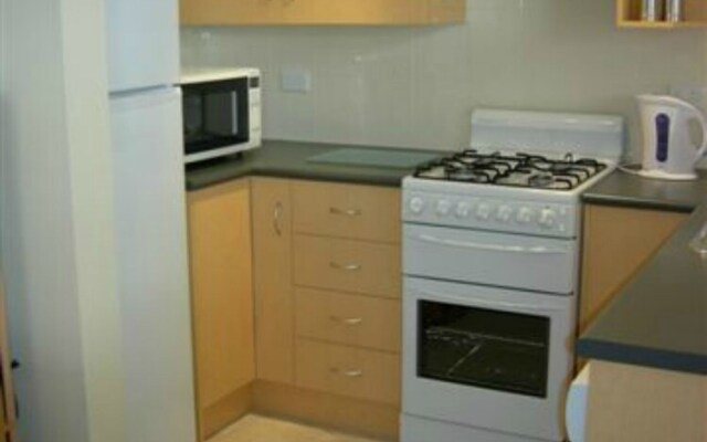 Bayswaterfront Apartments