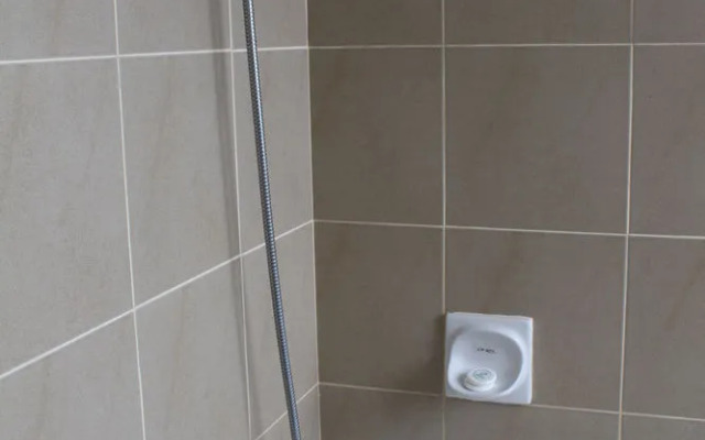 Peaceful Service Suites at Taragon Puteri Bintang