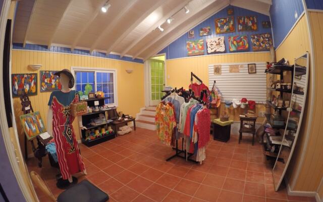 Arawak Beach Inn