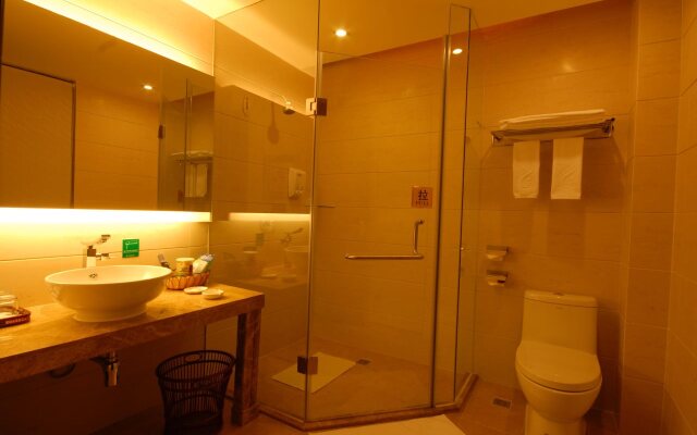 Parliz Commercial Hotel