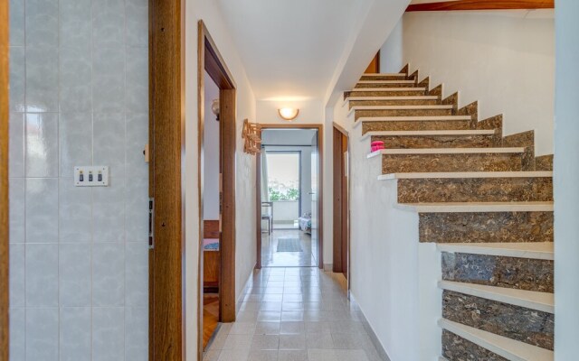Beachfront apt at Exclusive Location Near Center