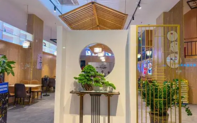 Daixi Zero Pressure Sleep Hotel (Shenzhen Dalang Commercial Center)