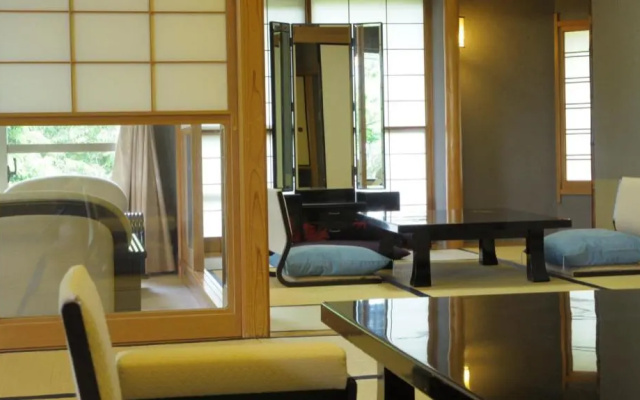 Kawasegien Isuzu Hotel – Guest Rooms – Atami