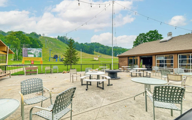 Golf, Swim & Ski: Schuss Mtn Family Getaway!