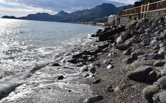 Casa Vacanza Letojanni Mare