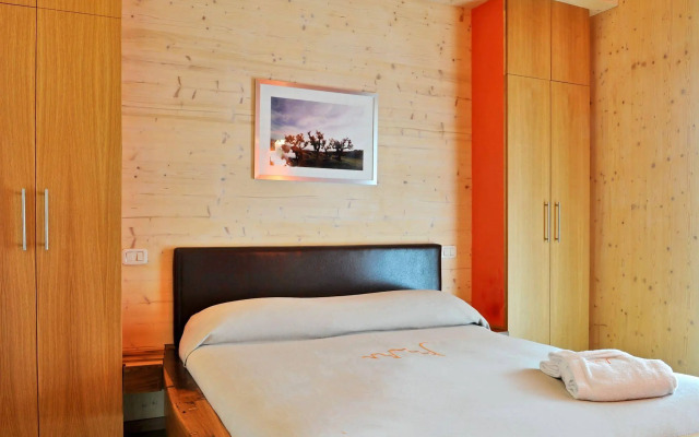 Valdonica Winery & Vineyard Residence