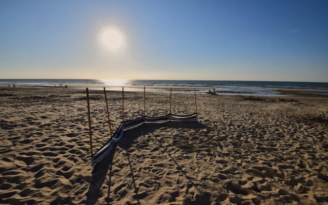 Coastal Apartment in Middelkerke Steps From the Sea