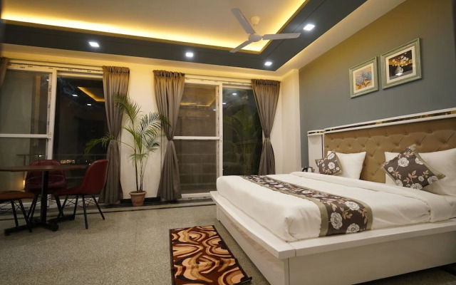 Posh Garden Inn