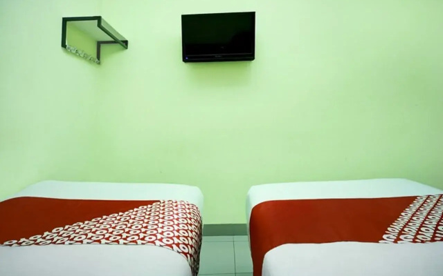 Hotel O Parapat Near Dermaga Ajibata Formerly Pudan Residence 2