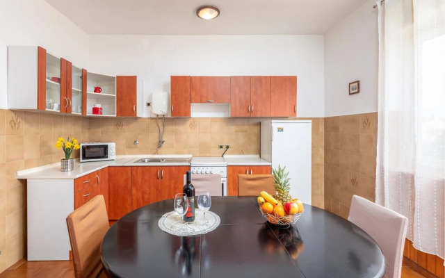 Amazing Home in Fazana With 3 Bedrooms and Wifi