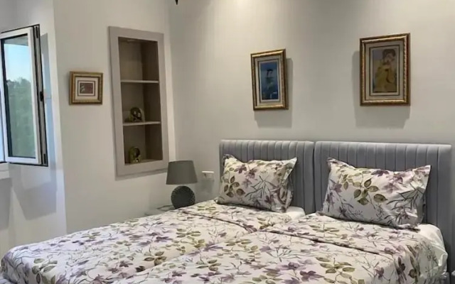 Luxurious Sea View With Private Beach in Gammarth Marsa