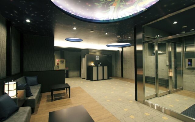 At RLiS House Osaka Domecity