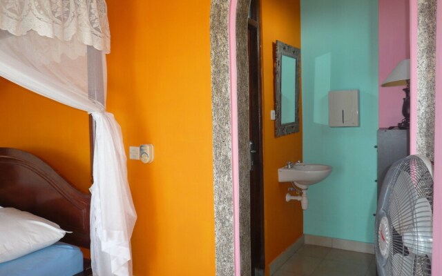 Cest Bon Cafe and Homestay