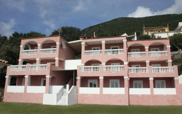 Paradiso Apartments