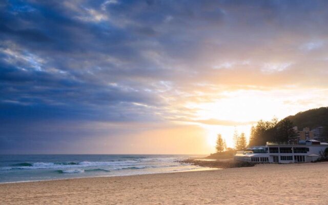 Boardwalk Burleigh Beach