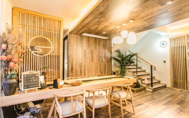 Buerju Light Luxury Hostel