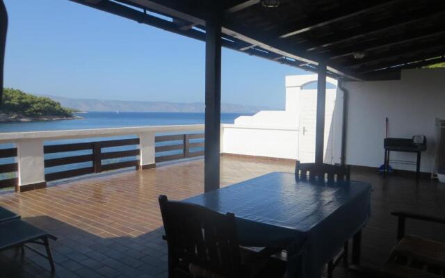 Makjanic Apartment