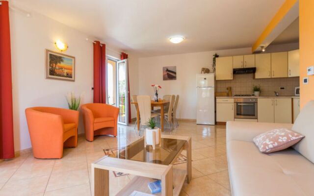 Apartment Cancar Como 34662