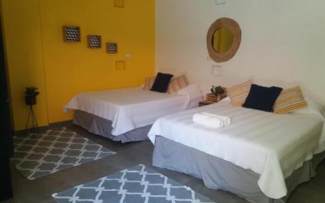 Izu Place Cabinas Las Orquideas