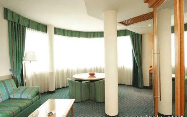 Hotel President