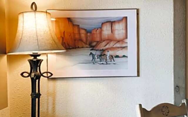 Chama Trails Inn