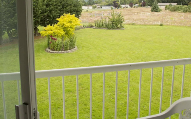 The Dew Drop Inn Motel