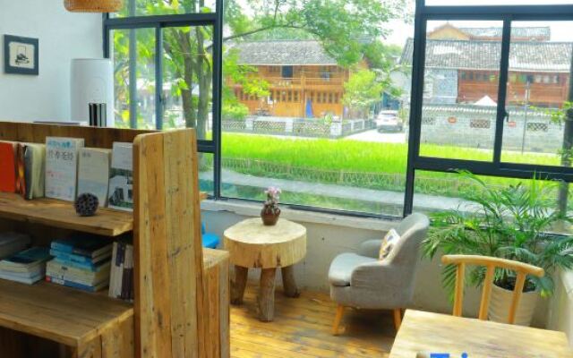 Yunshe Puju Guesthouse