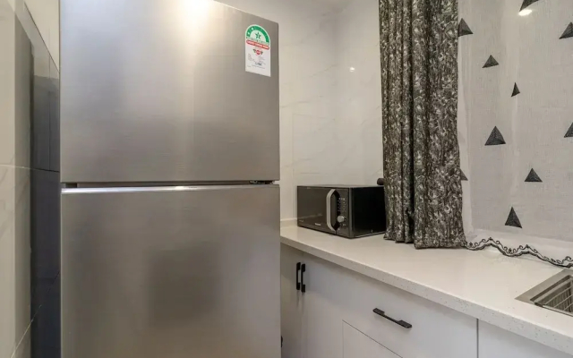 ALBA Garden 1BR with Gym & Infinity Pool