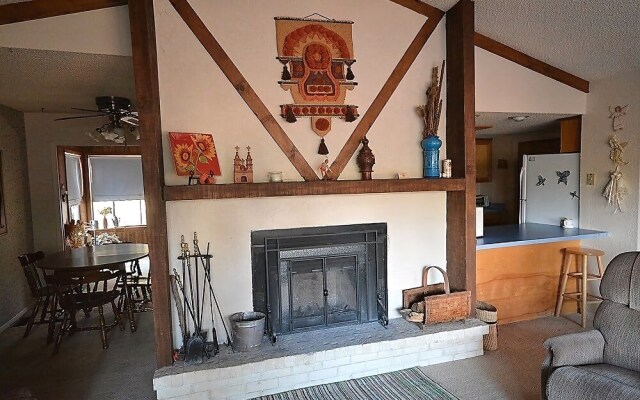 Cliff Cabin - Three Bedroom Cabin