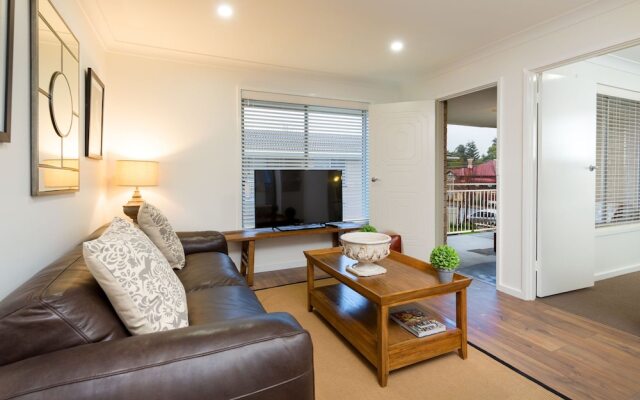 Sleeping in Style - Central & Sophisticated