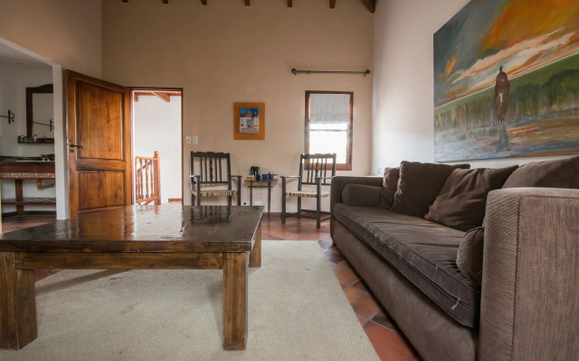 Hotel Torrontes
