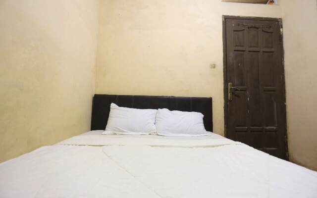 SPOT ON 92569 Anto Homestay SyariahNearPelabuhan Feri Harbor Bay