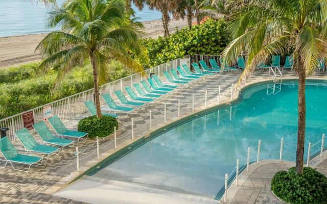 DoubleTree Resort & Spa by Hilton Ocean Point-N. Miami Beach