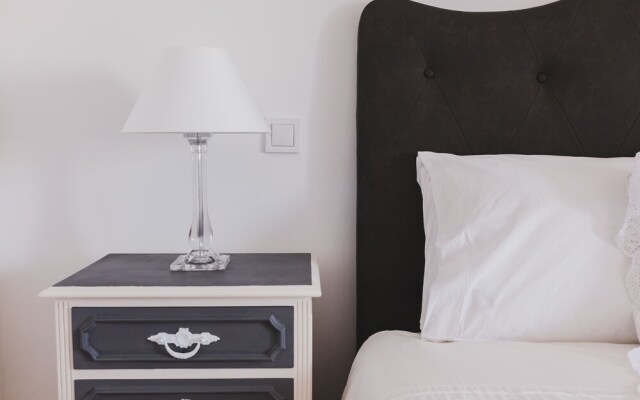 Comendador 1895 Apartments 7