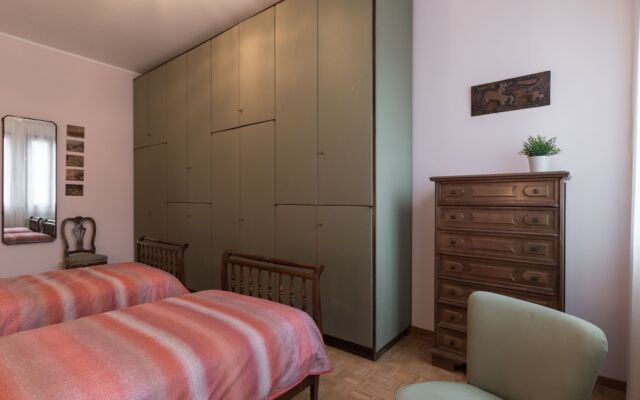 Rialto Bridge Venetian Style