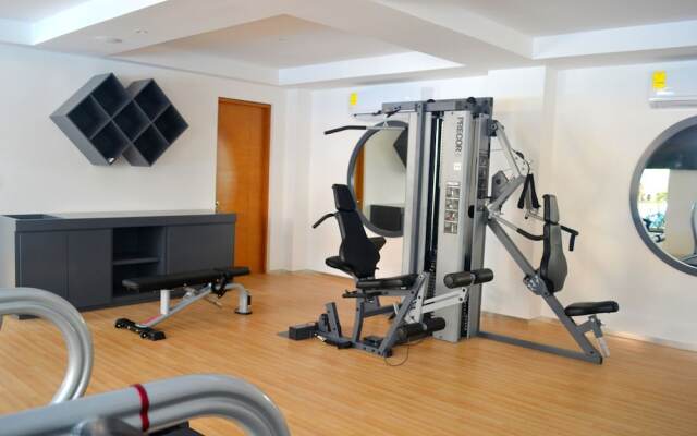 Modern Department With the Best Location, Skybar & Gym