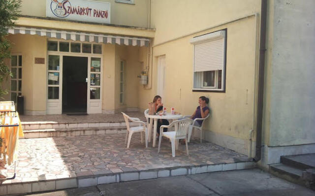 Szamárkút Panzió