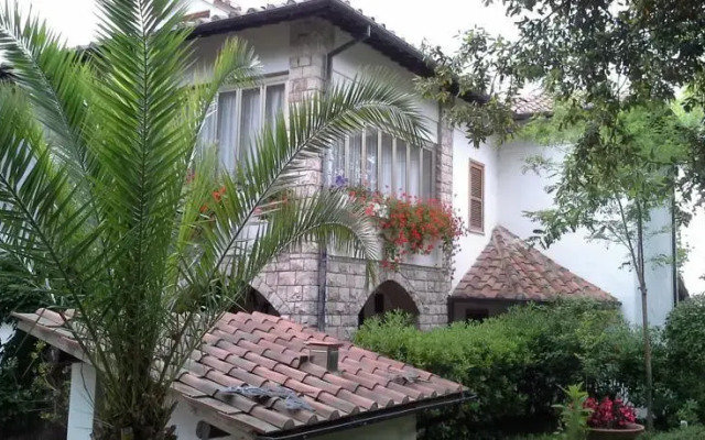 Casa Cazzella