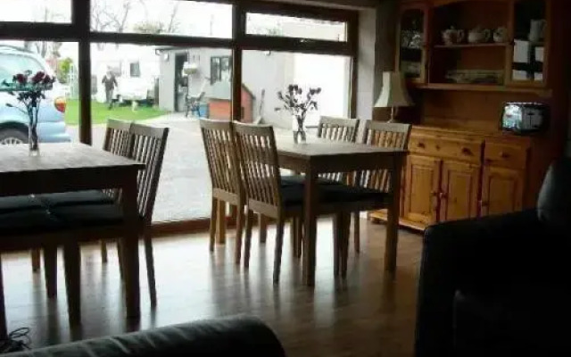 Appletree Guest House