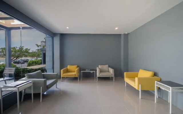 Nora Lakeview Hotel