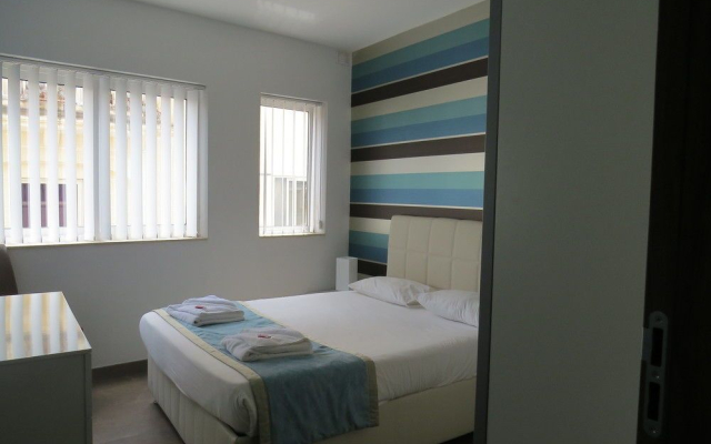 Strand Suites By Neu Collective