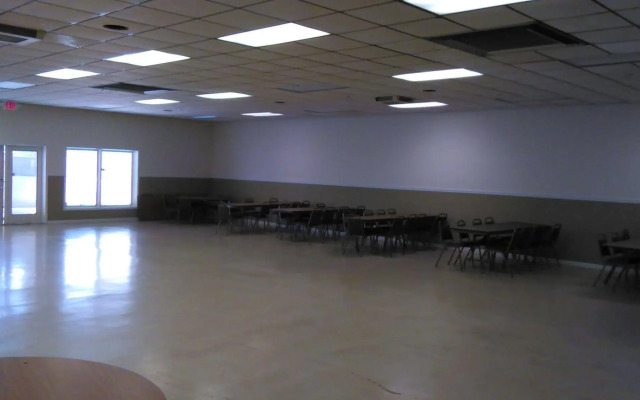 Paris Inn and Suites