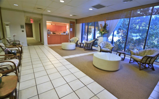 Waikiki Park Heights #1801 by RedAwning