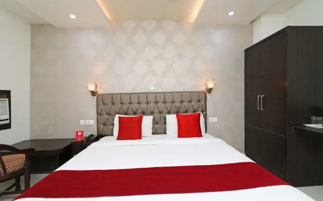OYO 9993 Hotel Idea INN